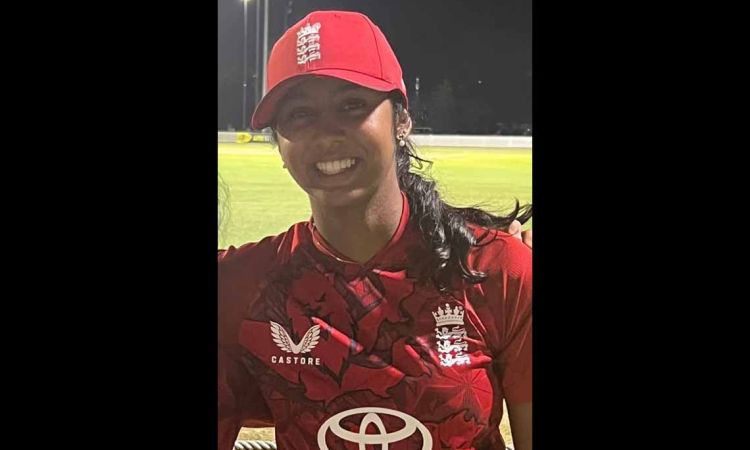Malisha Tennakoon with Sri Lankan roots, now proudly donning England U-19 jersey