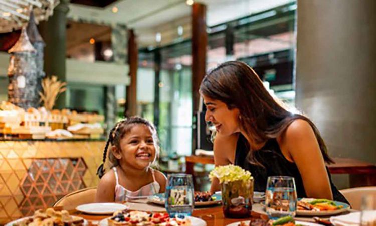 Hilton Colombo Hosts an Elegant Mother’s Day Brunch at Graze Kitchen