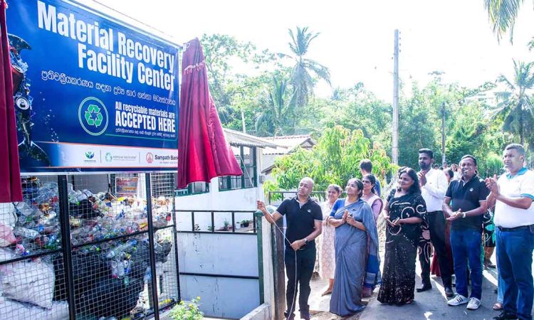 Sampath Bank Strengthens Ocean Plastic Reduction Efforts with the Community-led Material Recovery Facility (MRF) in Dickwella