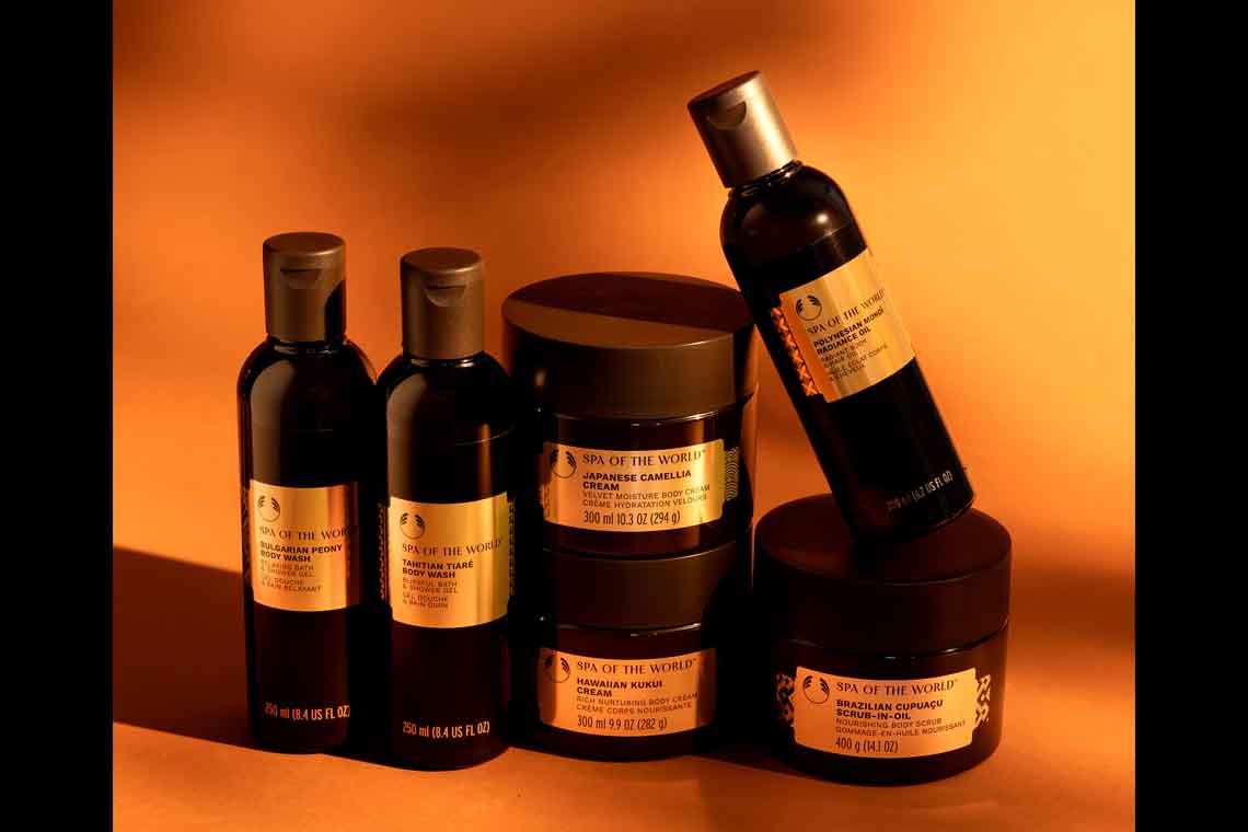 Rediscover your escape with cocooning textures and irresistible fragrances harnessed in exquisite ingredients