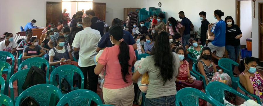 Rotary Club of Colombo Mid Town organizes a Maternal and Child Health project image