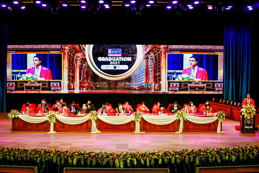 ESOFT Metro Campus holds Graduation Ceremony 2021