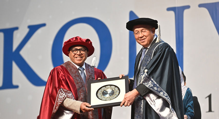 Founder IIHS Dr. Kithsiri Edirisinghe receives global acclaim for visionary leadership in education