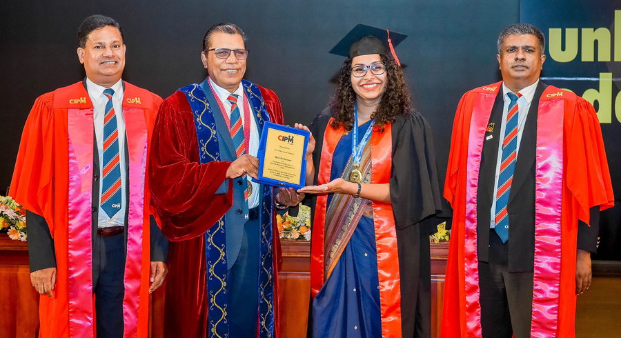 800 Graduates Receive Certificates at CIPM Graduation 2022