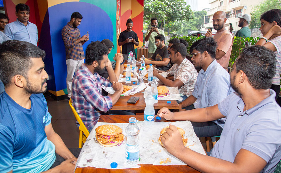 Full r Burgers Epic Challenge Highlights from the Spectacular 1kg Burger Event image