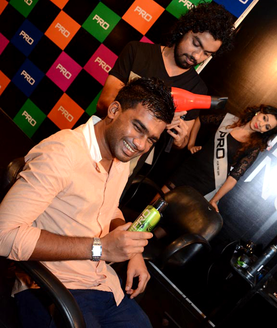 pro-grooming-stations-in-action-2