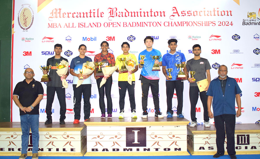 Savinaka and Ranithma win Mercantile Services singles titles