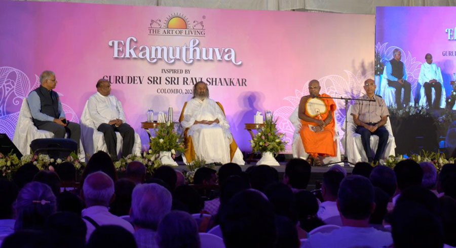 Global Ambassador of Peace Gurudev Sri Sri Ravi Shankar visits Sri Lanka after eight years
