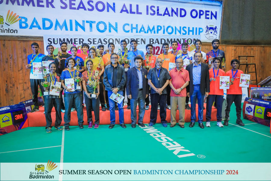 Shenuk and Vidara claim Summer Season Singles titles
