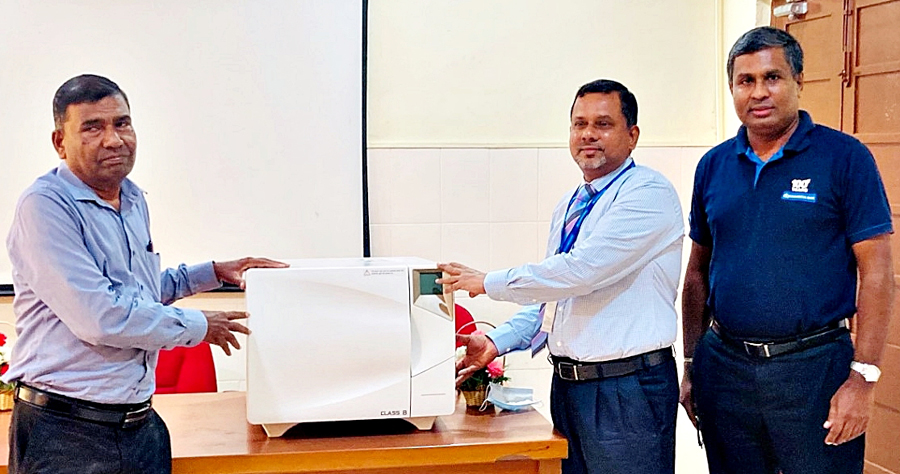 ComBank donates Autoclaves to Point Pedro Base Hospital