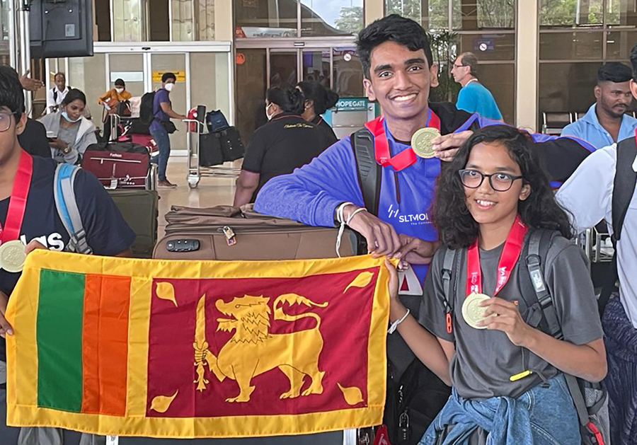 SLT MOBITEL supports Sri Lanka Team member Master Ricardo Trishane Seneviratne s participation at FIRST Global Challenge