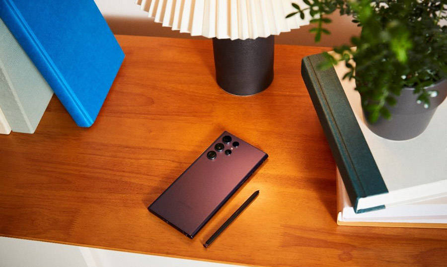 Unpacking the Samsung Galaxy S22 Ultra 5G 4 Firsts that Break the Rules