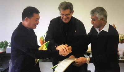 LANKATILES collaborates with a Chinese Company &amp; an American counterpart for exporting mosaic tiles to USA