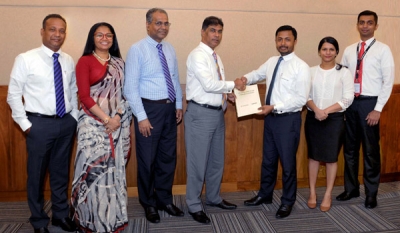 Sampath Bank PLC partners with Porsche Centre Colombo